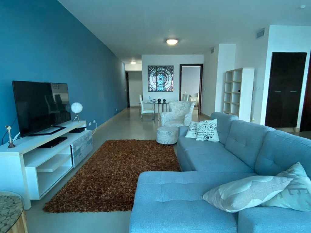 2 de 9: Sala