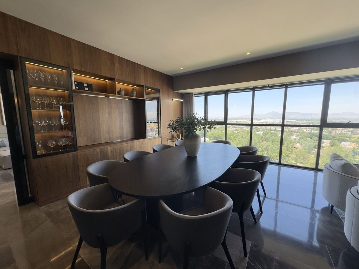 5 of 50: Penthouse en venta comedor