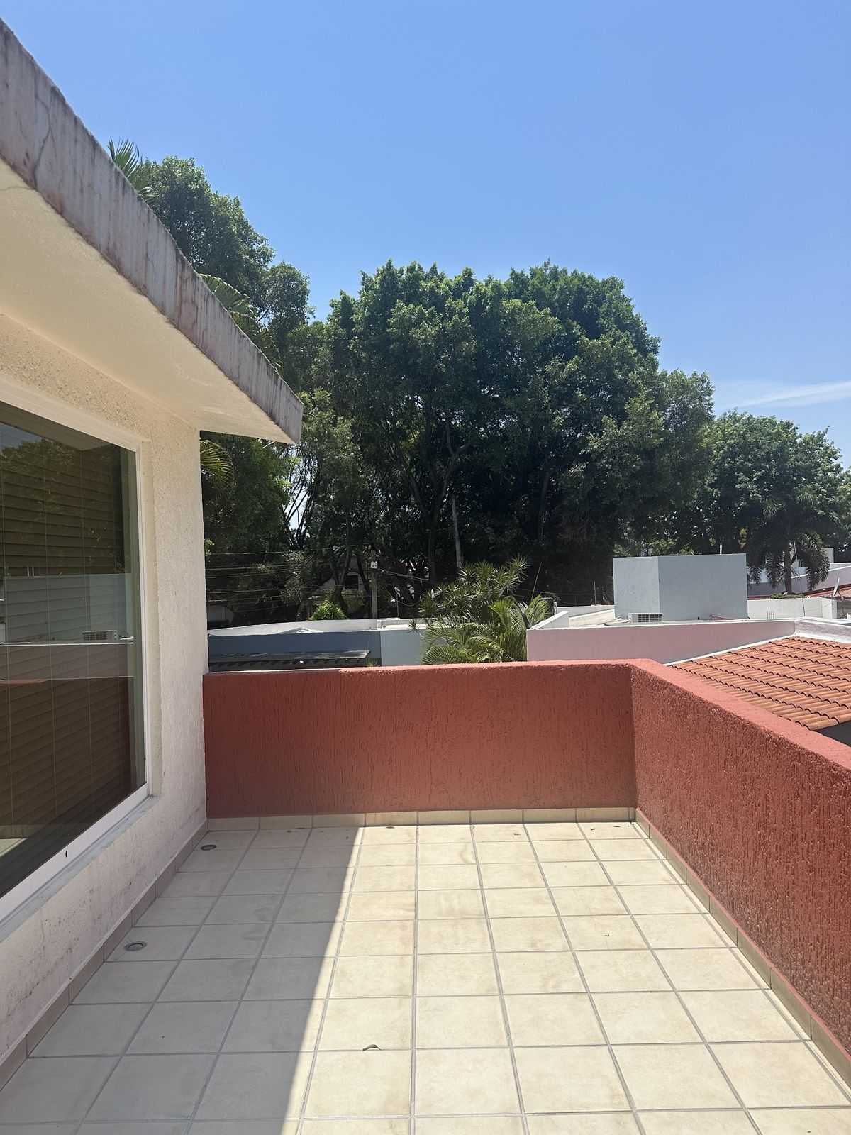 28 de 48