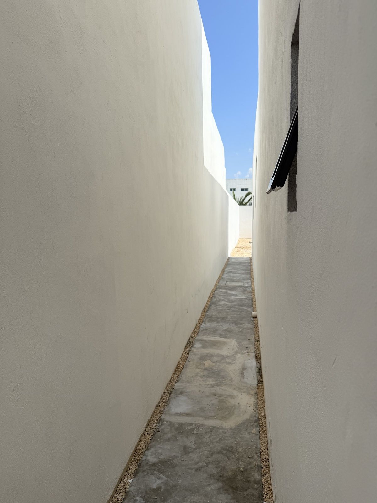 7 de 26: Pasillo de servicio