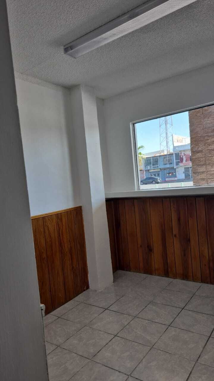 4 of 13: oficina piso 2