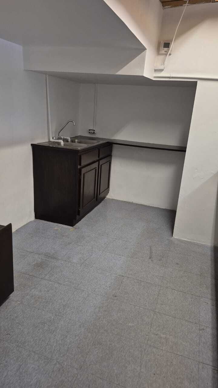 7 of 13: Cocineta piso 1