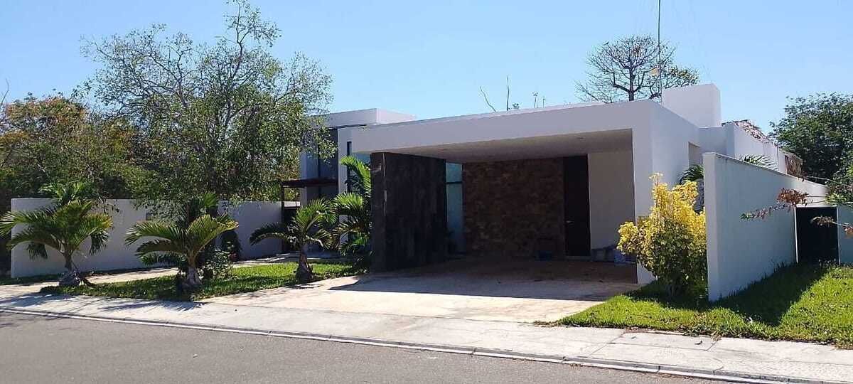 Casa en venta en Privada Jardines de Rejoyada con Paneles Solares, Komchen - foto 4