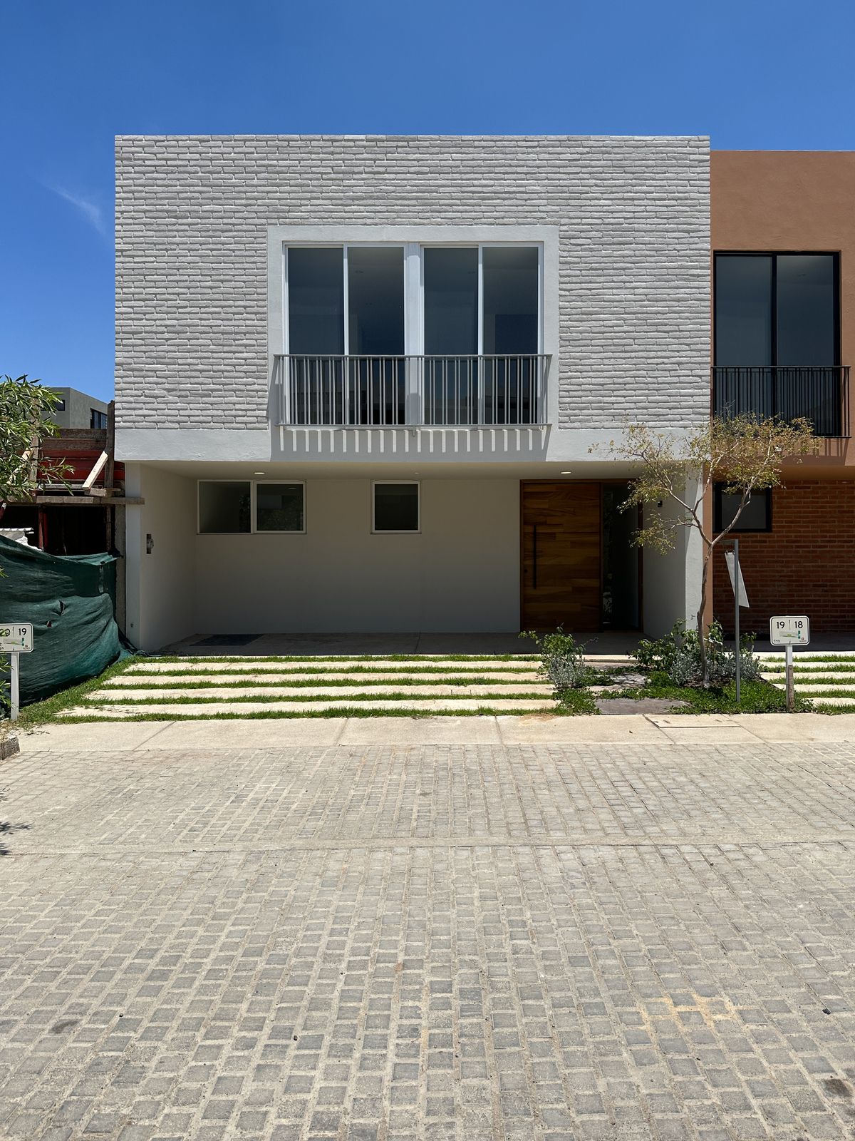 1 de 10: Fachada