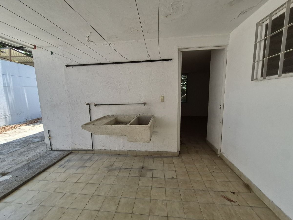 42 de 46: Area de lavado techado en planta alta