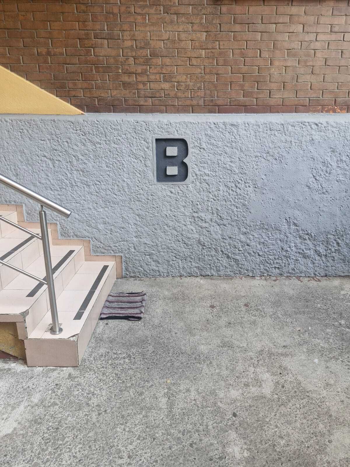 2 de 18