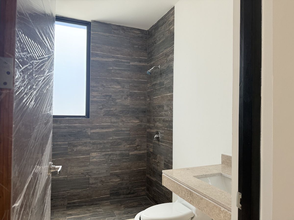 17 de 31: Baño Hab. secundaria