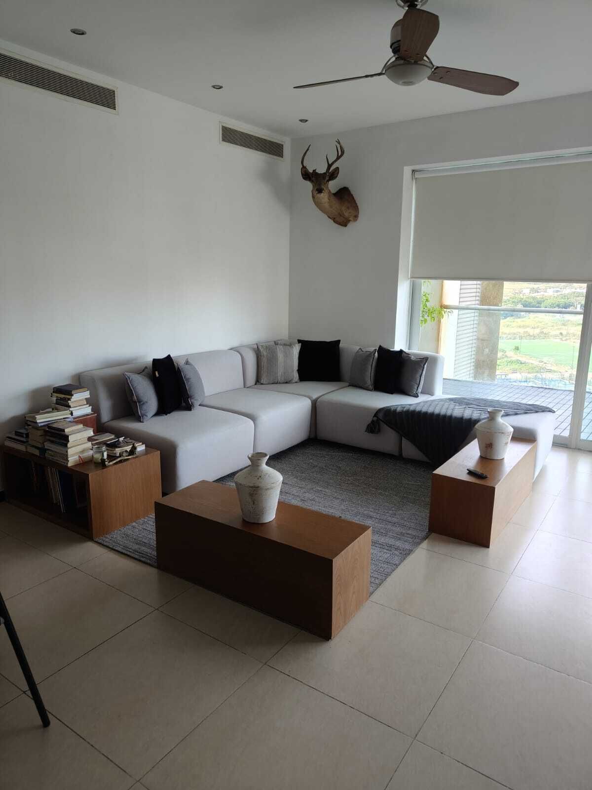 2 de 7: Sala