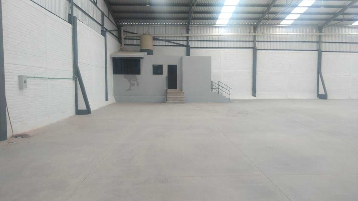 Commercial Storage Unit in Los Jacales (La Loma), León, photo 4 of 12