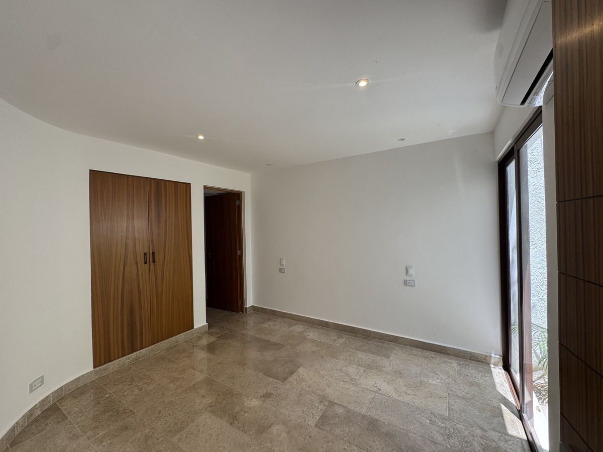 13 de 32: Habitación Planta Baja