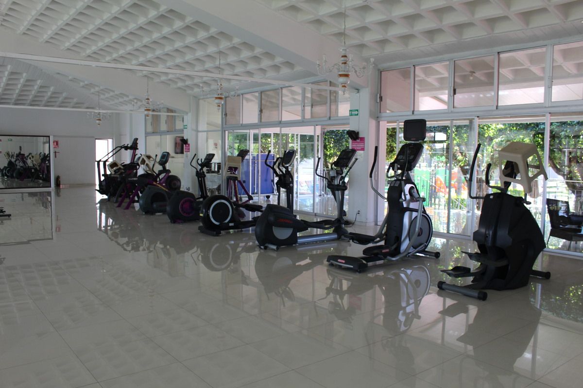 42 de 47: Gimnasio Casa Club