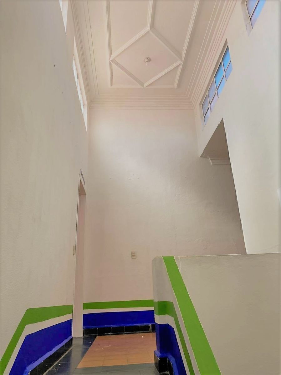 3 de 8