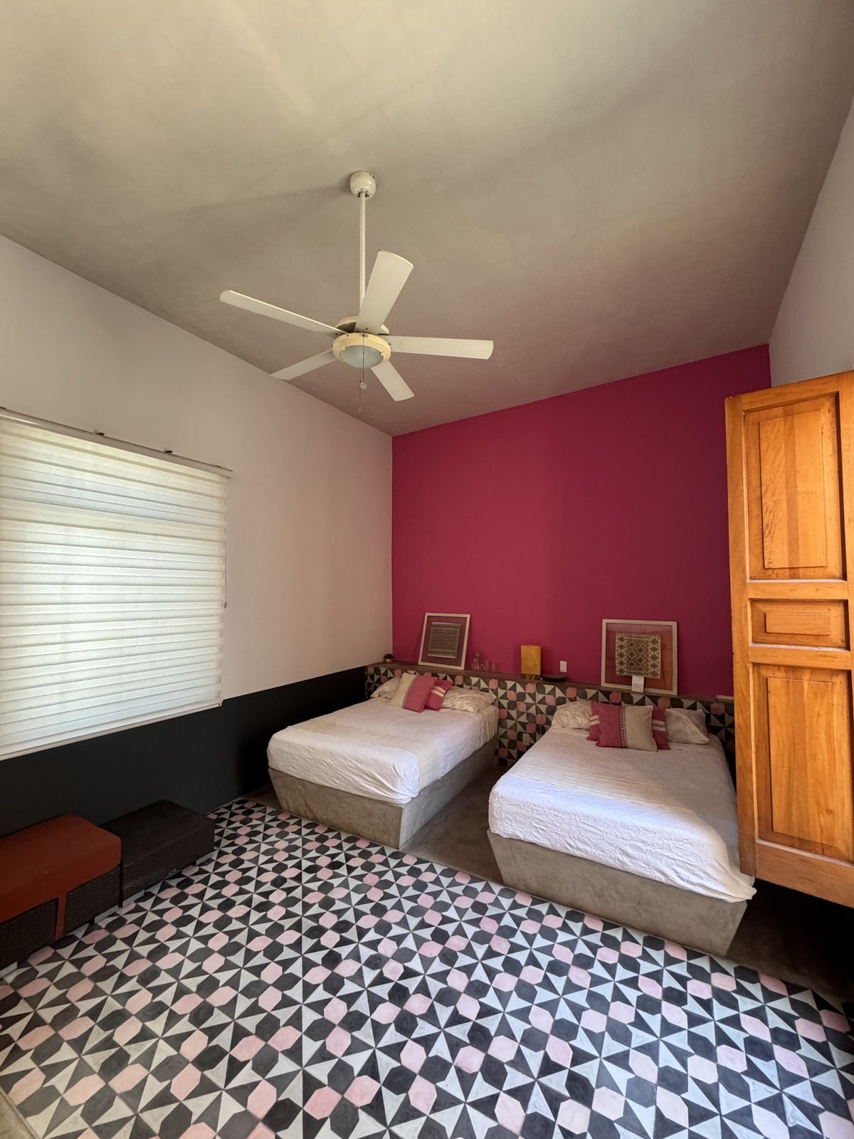 3 of 33: Hab Casa 1
