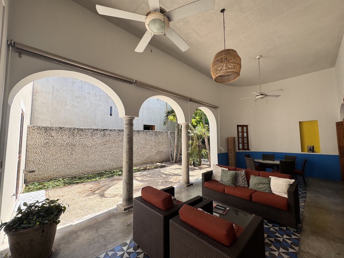 13 of 32: Sala Comedor Casa 1