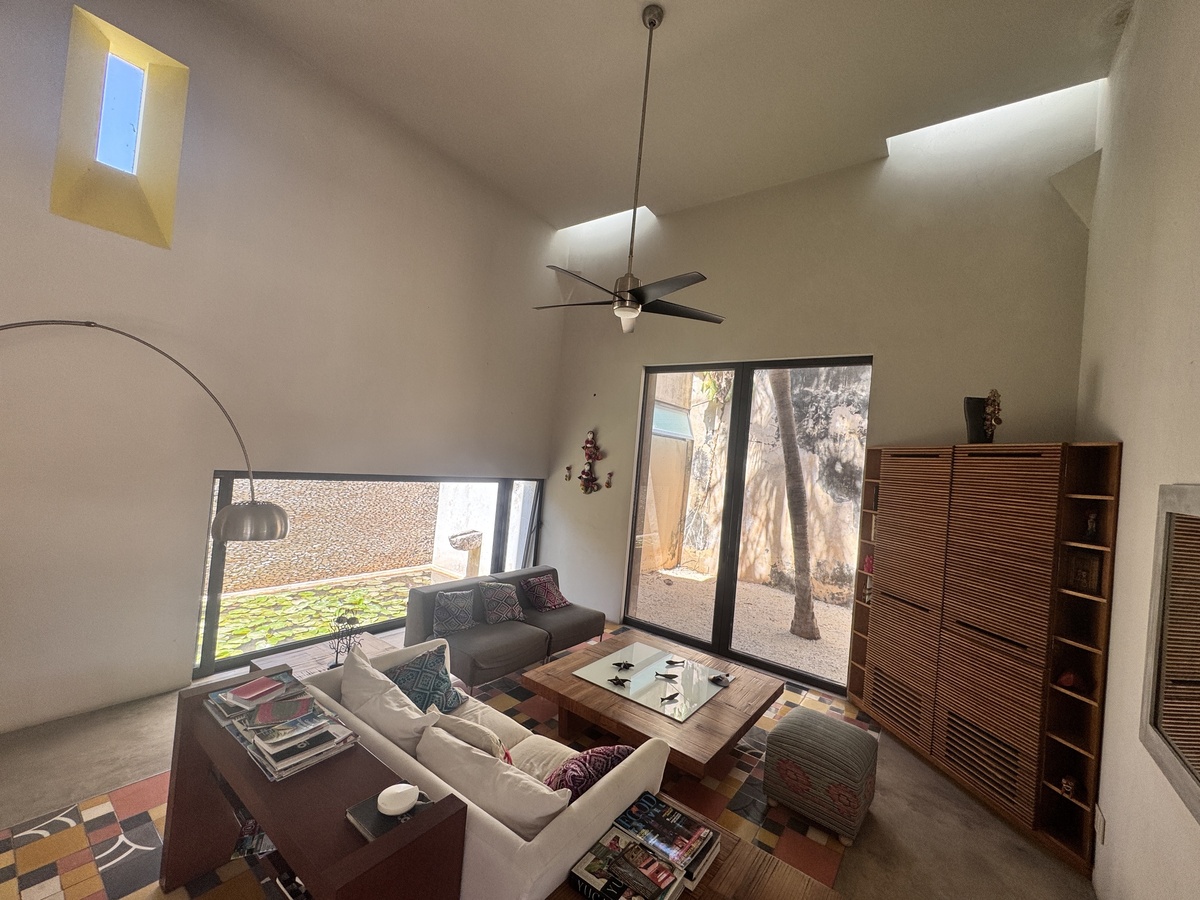 19 of 32: Sala Casa 2