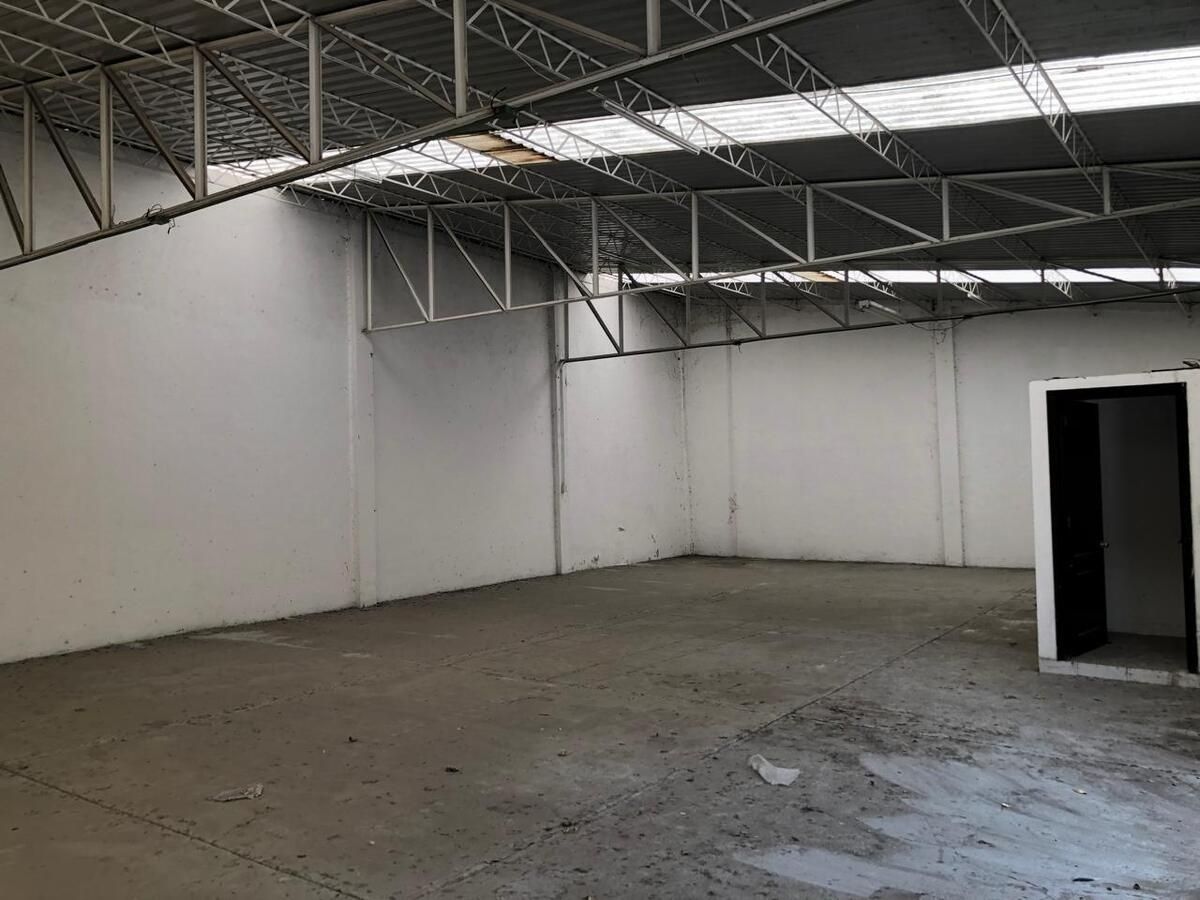 12 de 30: BODEGA