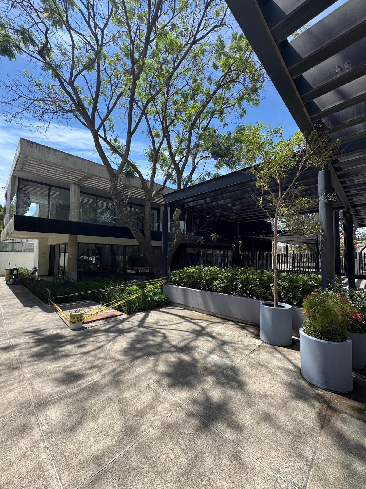 2 de 16