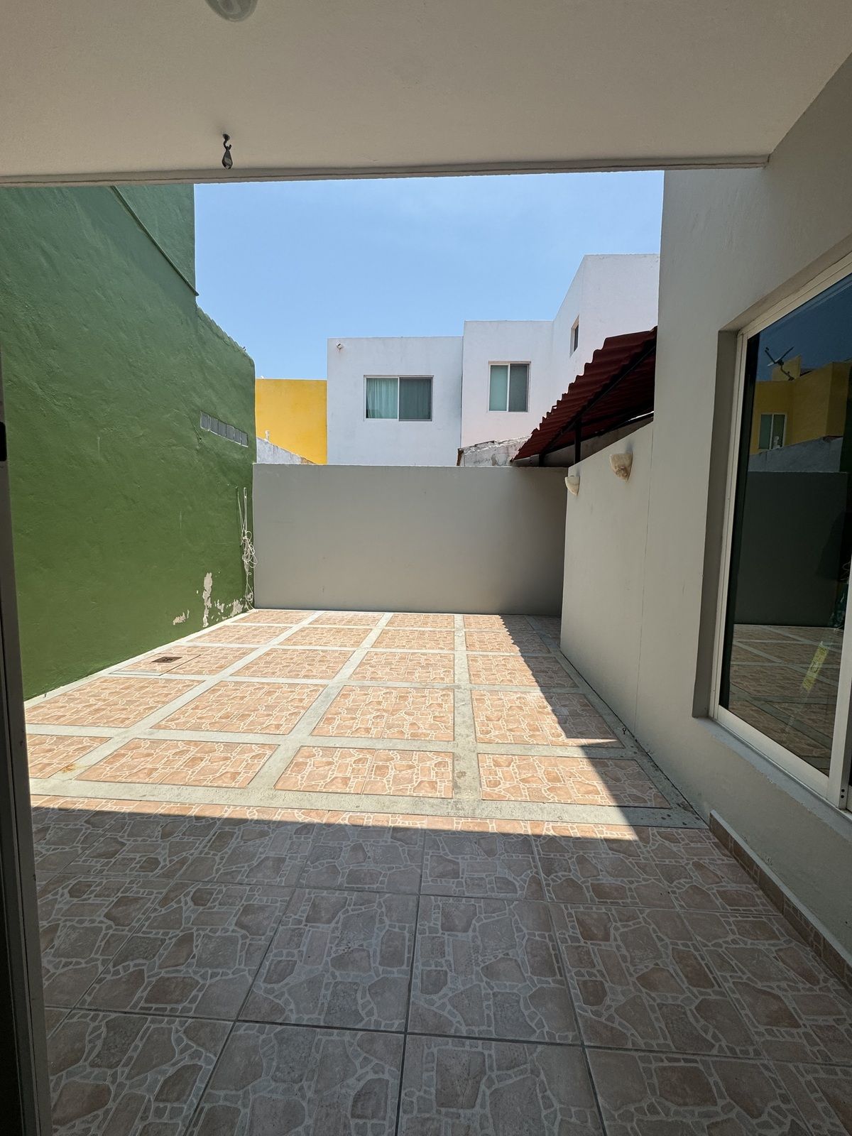 5 de 14: PATIO