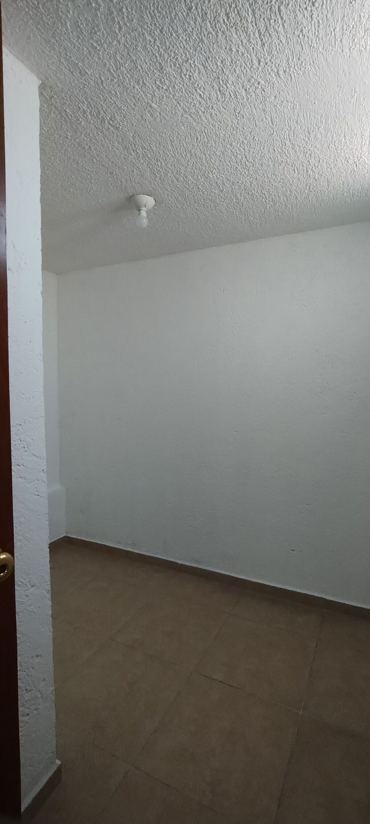 26 de 34: Cuarto de Servicio