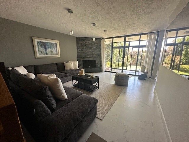 1 of 34: Casa en Venta en Las Águilas Rayo Vende ®