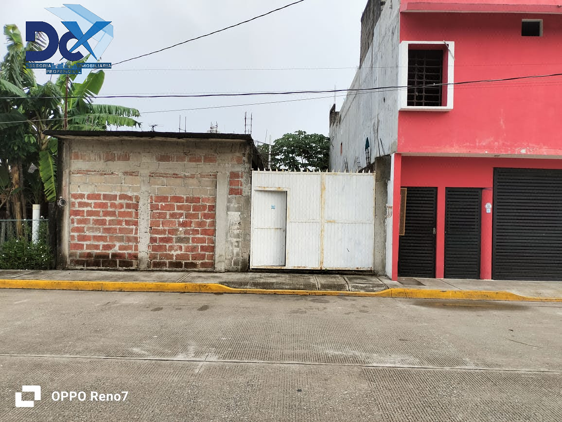 Terreno con Casa Obra Negra en Venta Fracc. Bicentenario Comalcalco