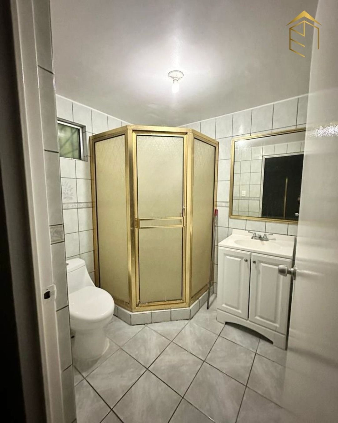 5 de 8: Baño