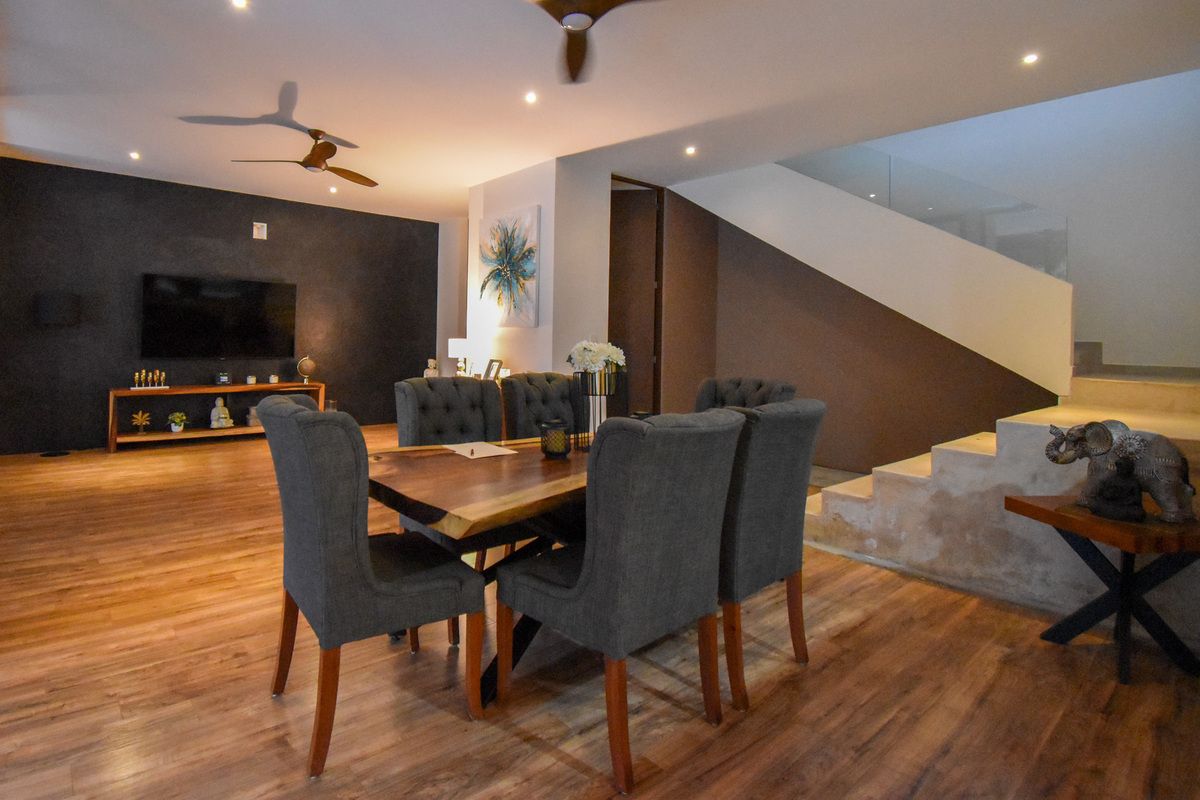 3 de 19: Sala, Comedor
