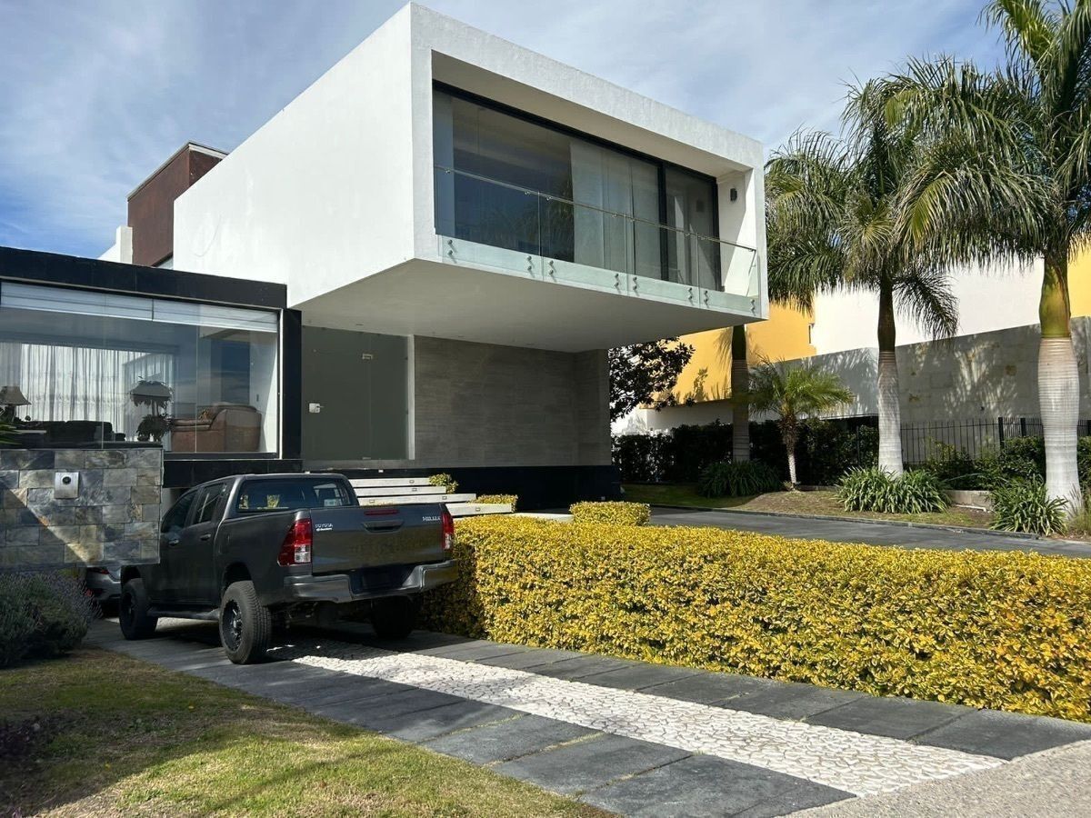 3 de 24