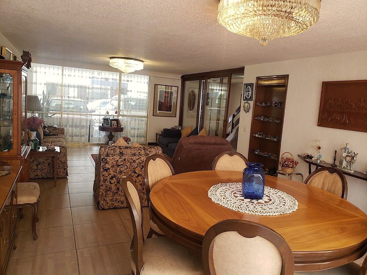 4 de 16: Comedor