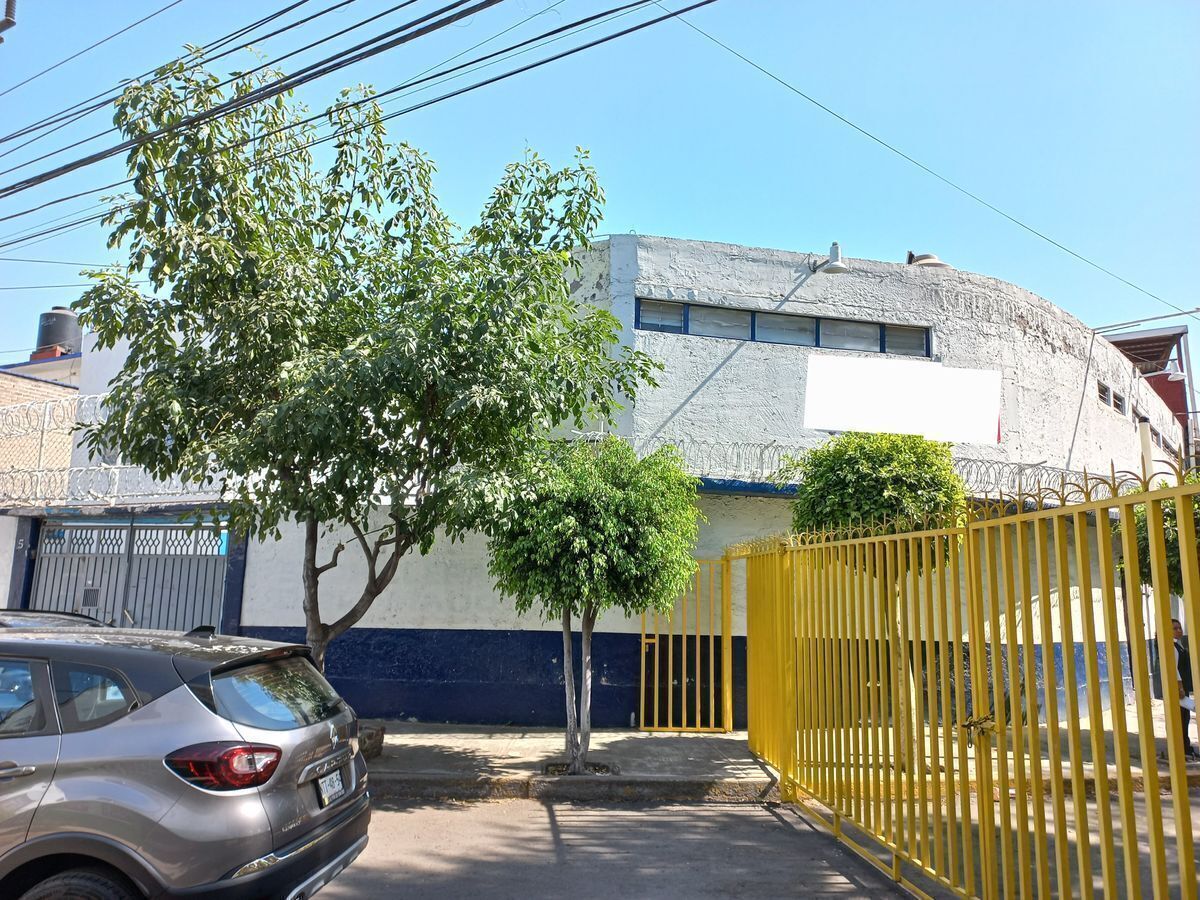 3 de 15