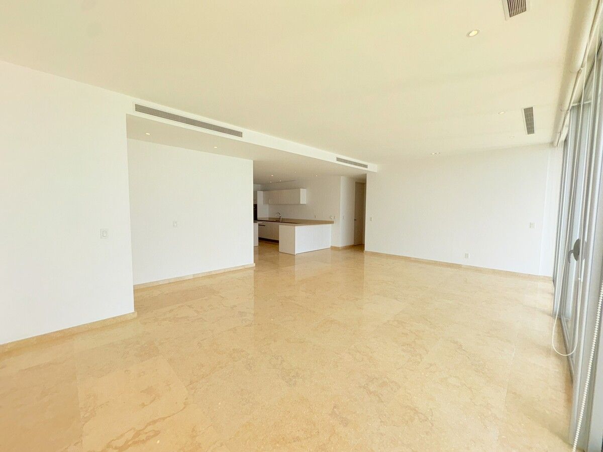6 de 50: Espacio sala y comedor