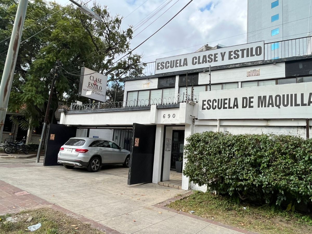 3 de 13