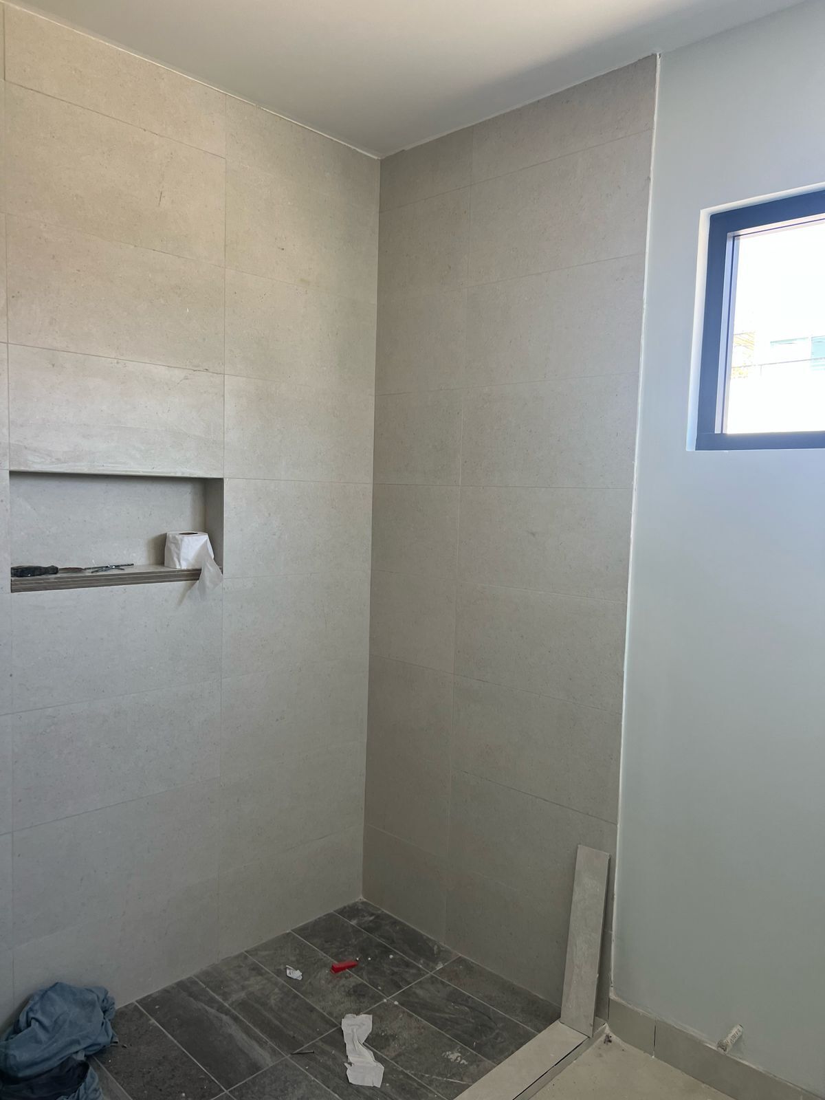 24 de 25: Baño secundario