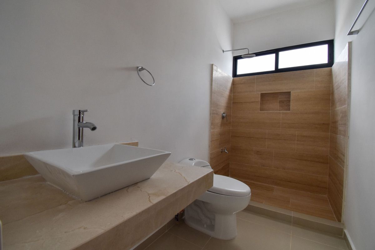 16 de 26: Baño Compartido