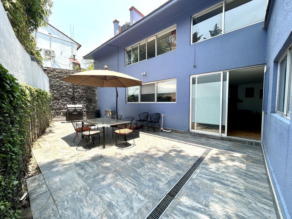 FACHADA POSTERIOR Y TERRAZA EN P.B (ANTES JARDÍN)