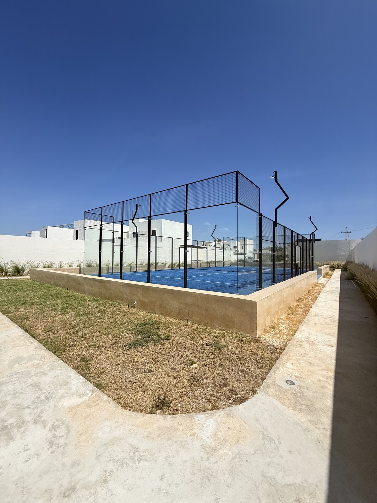 17 of 22: Cancha Pádel