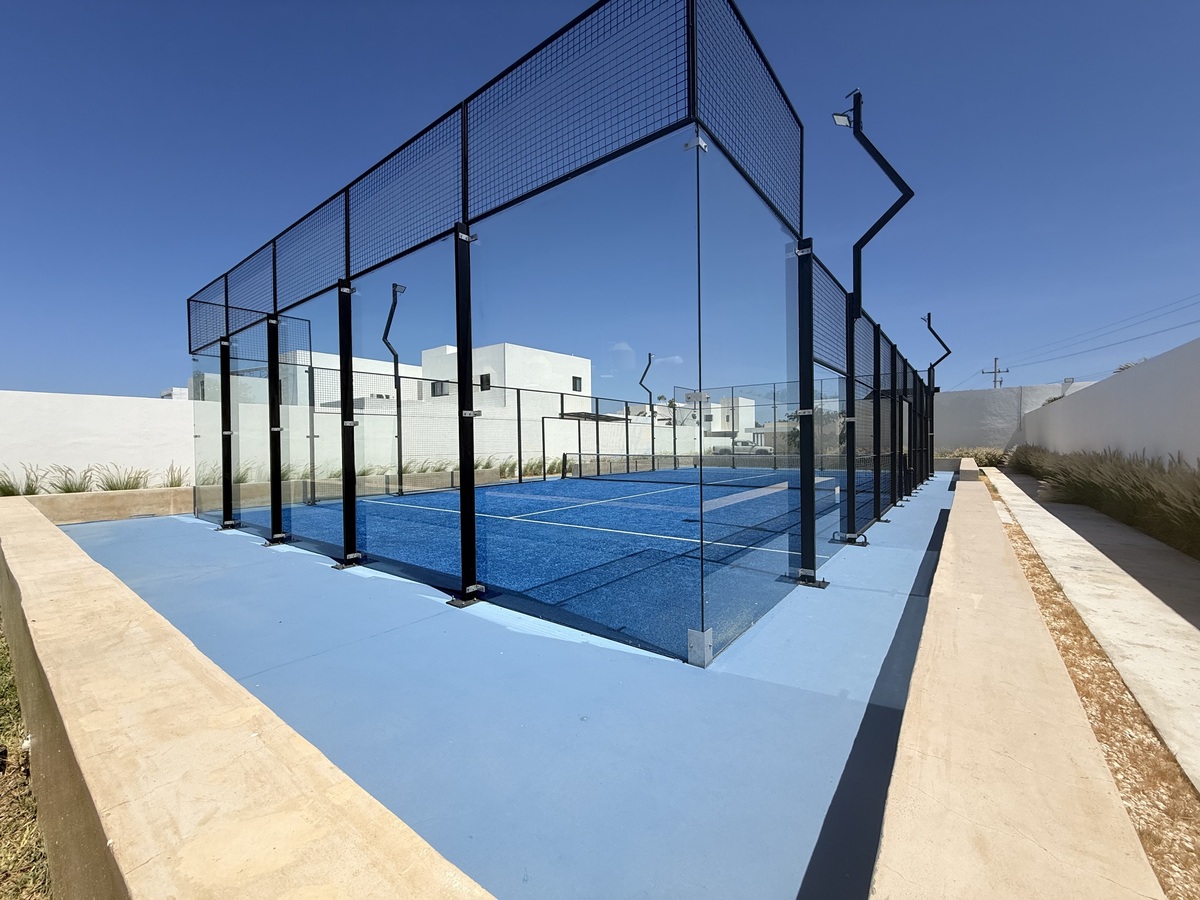 19 of 22: Cancha Pádel