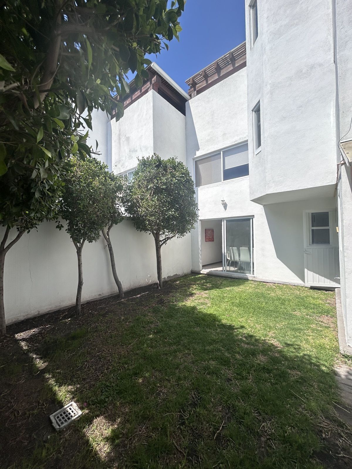 4 de 25