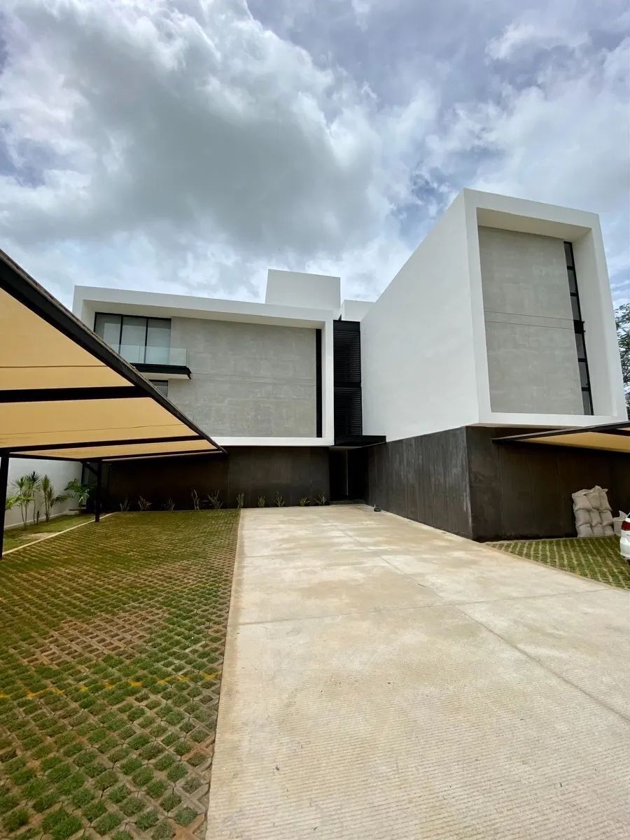 1 de 10: Fachada Principal