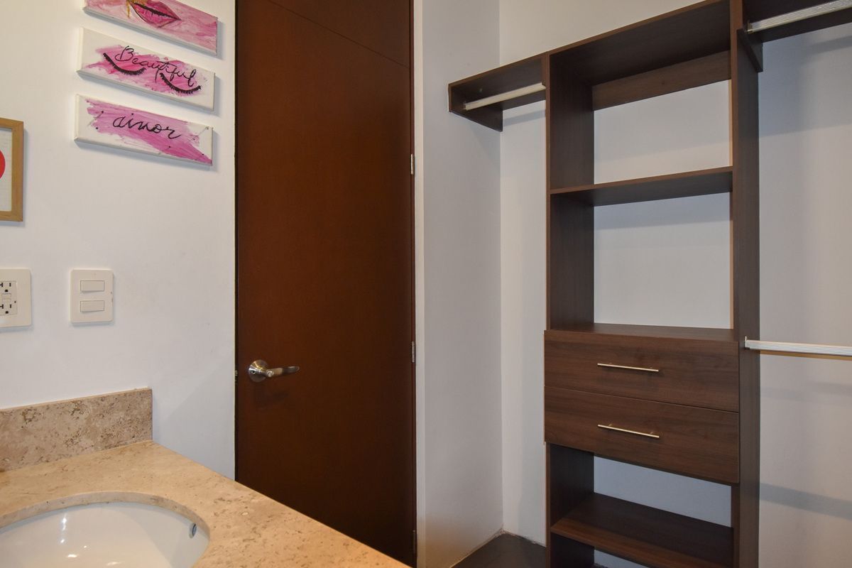5 de 10: Baño, Habitación Prinicpal