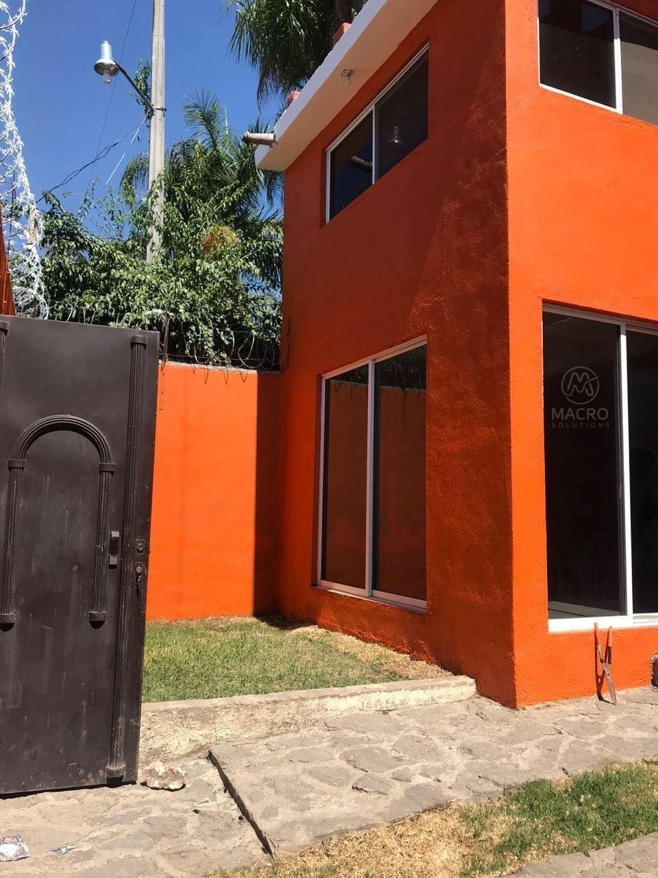 1 of 6