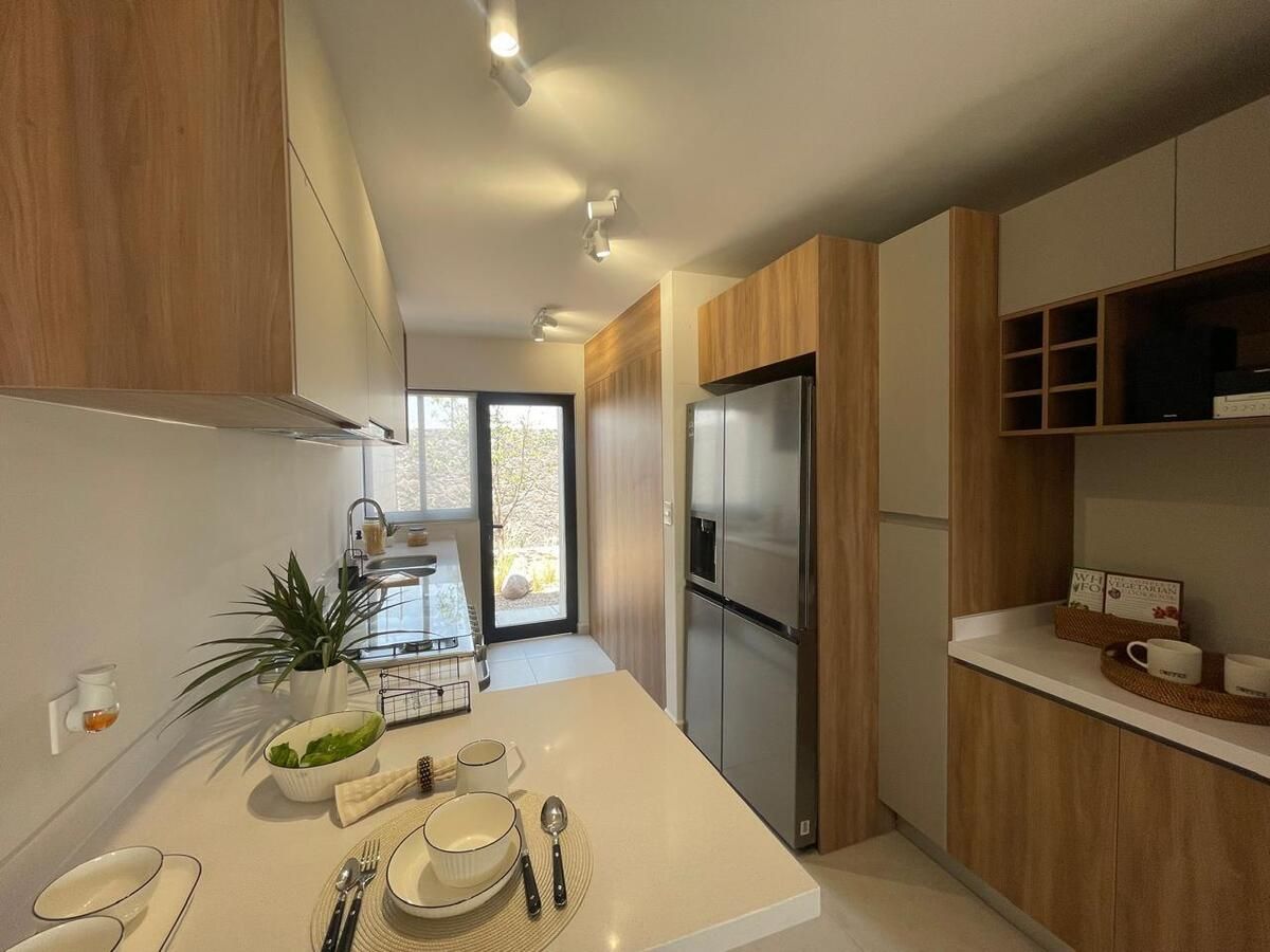 5 de 20: Cocina Equipada