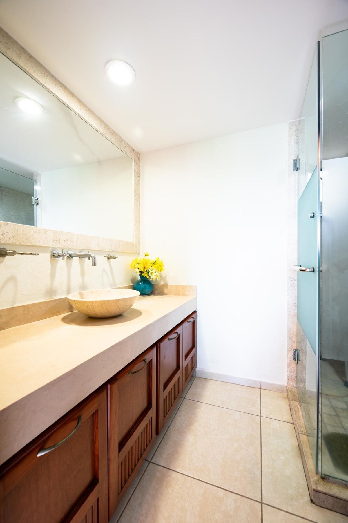 5 de 37: BAÑO PRINCIPAL