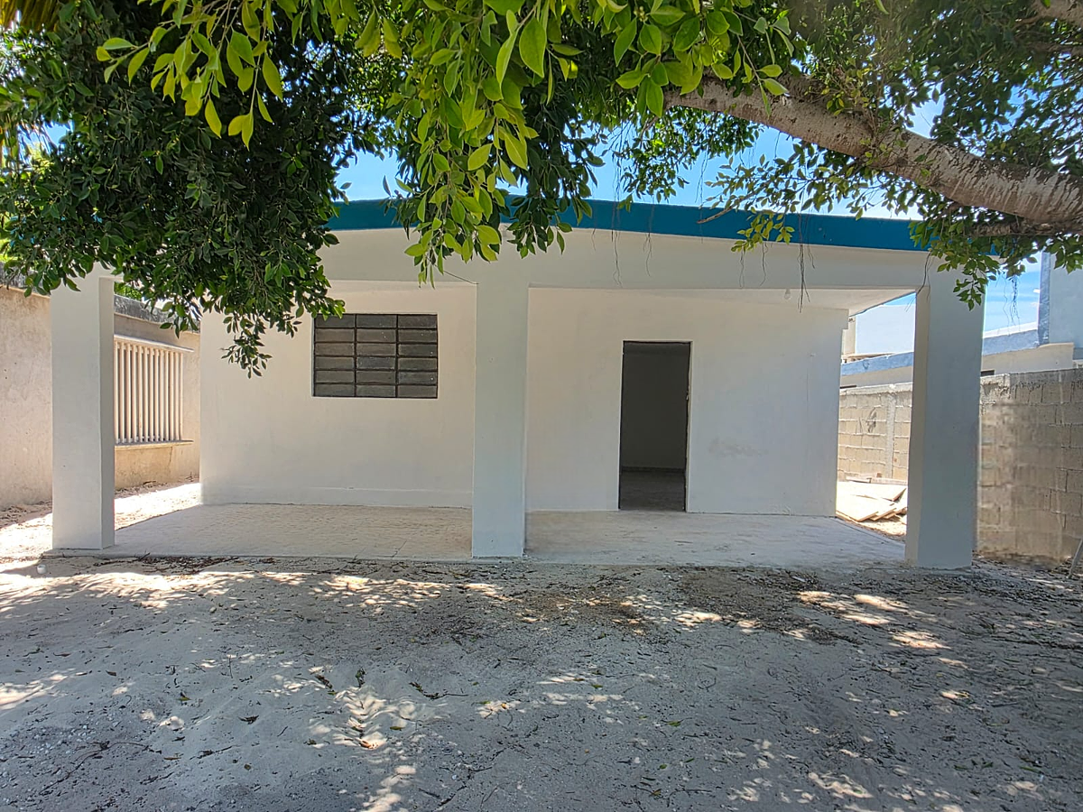 Casa de 1 Planta con Amplio Terreno en Chelem Puerto, Progreso, Yucatán