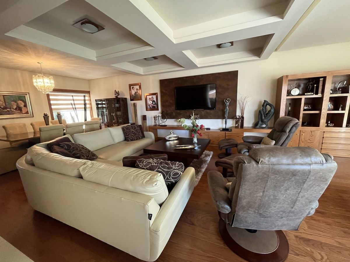 19 of 22: ESTANCIA Y COMEDOR