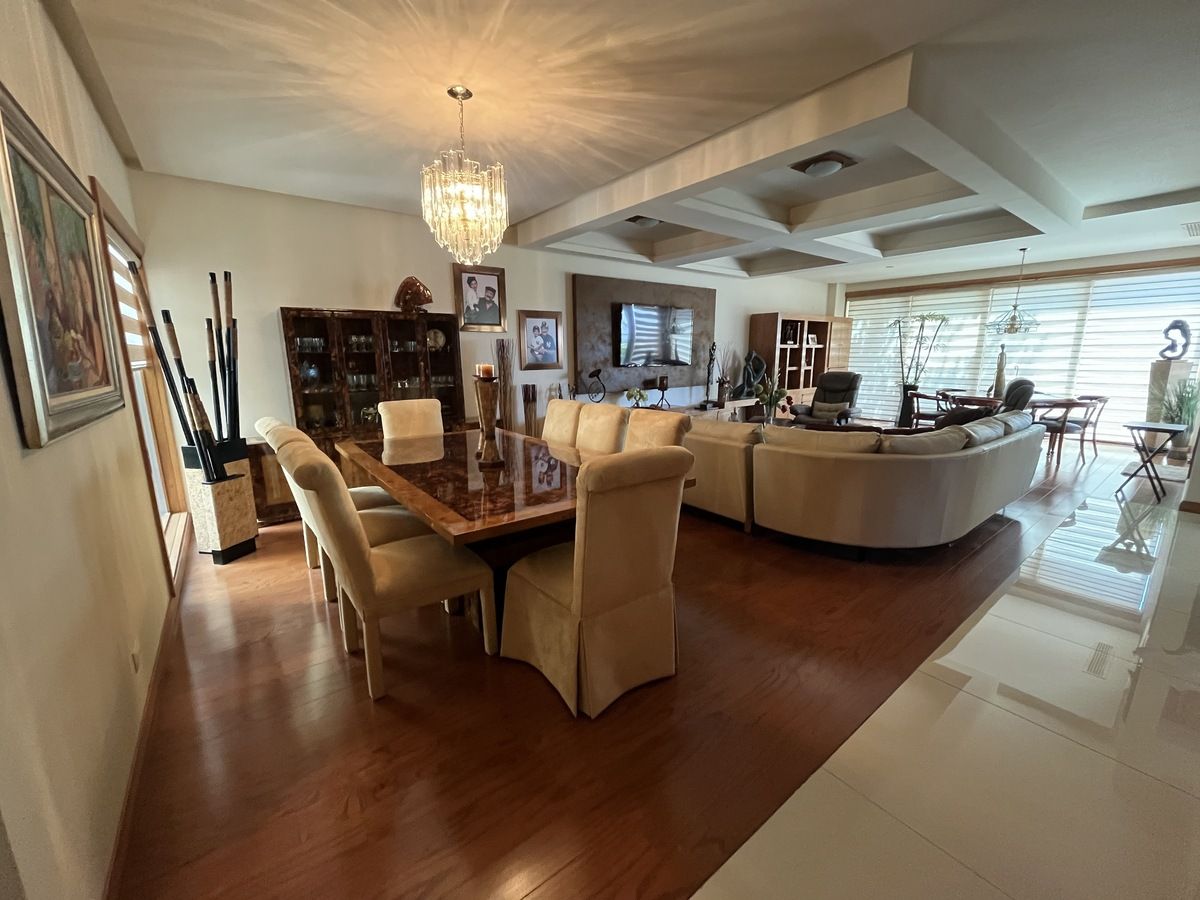 20 of 22: COMEDOR Y ESTANCIA