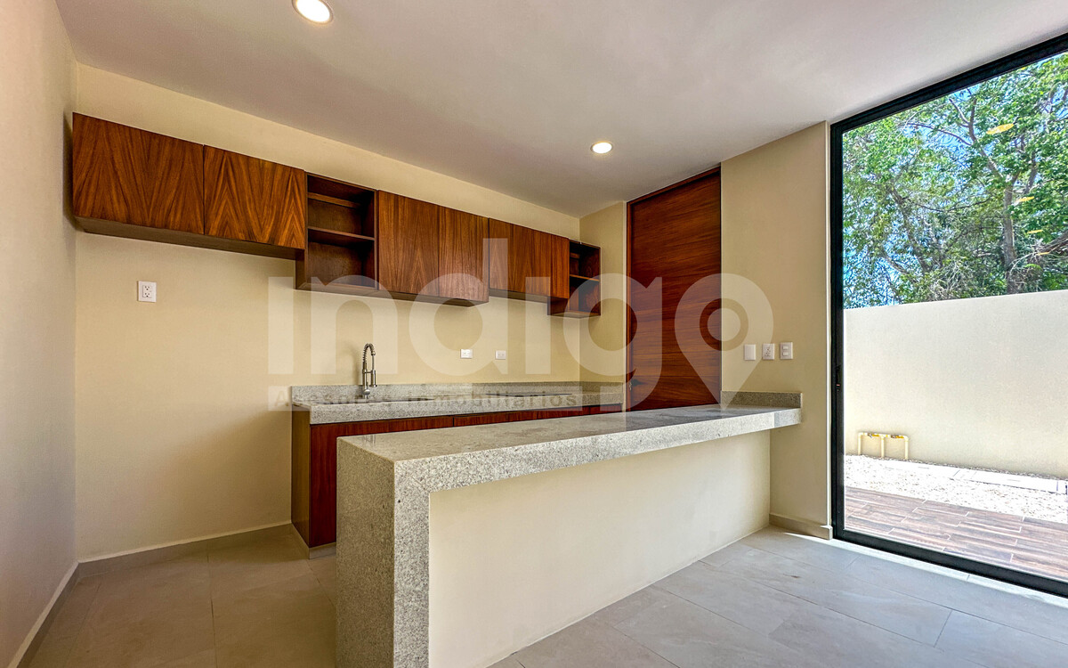 9 de 42: Cocina con Barra Desayunador