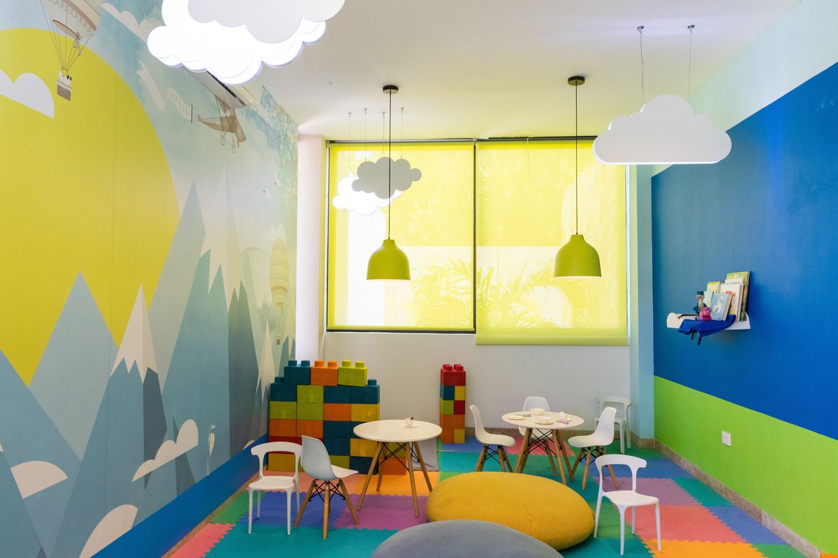 12 de 19: AMENIDADES ZONA KIDS