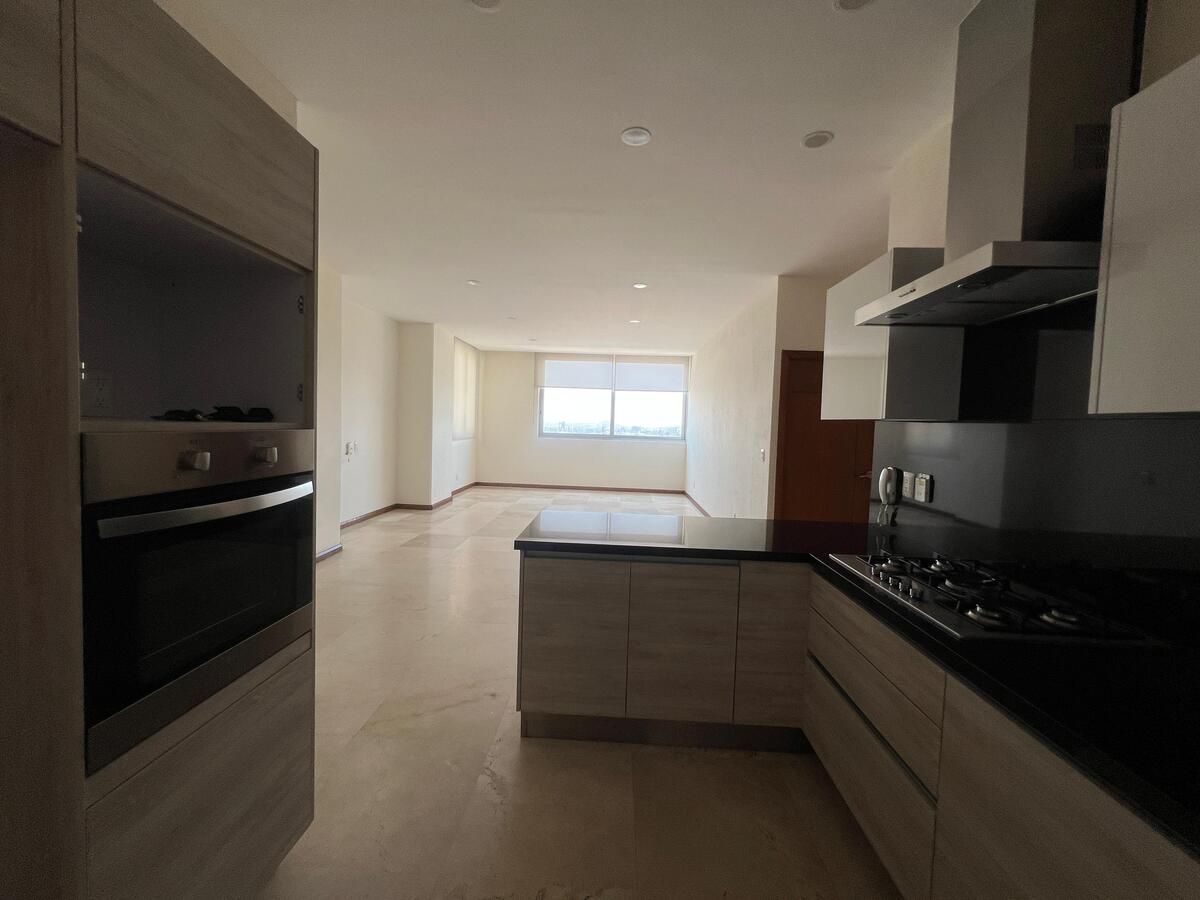 4 de 22: Cocina/ Sala / Comedor