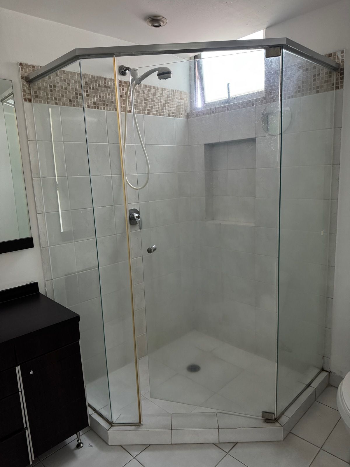 15 de 30: Baño de la recámara principal